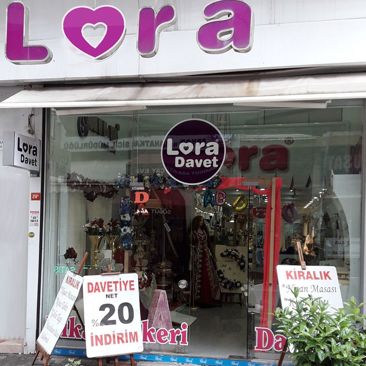 LORA DAVET - İstanbulLORA DAVET Mağazamız